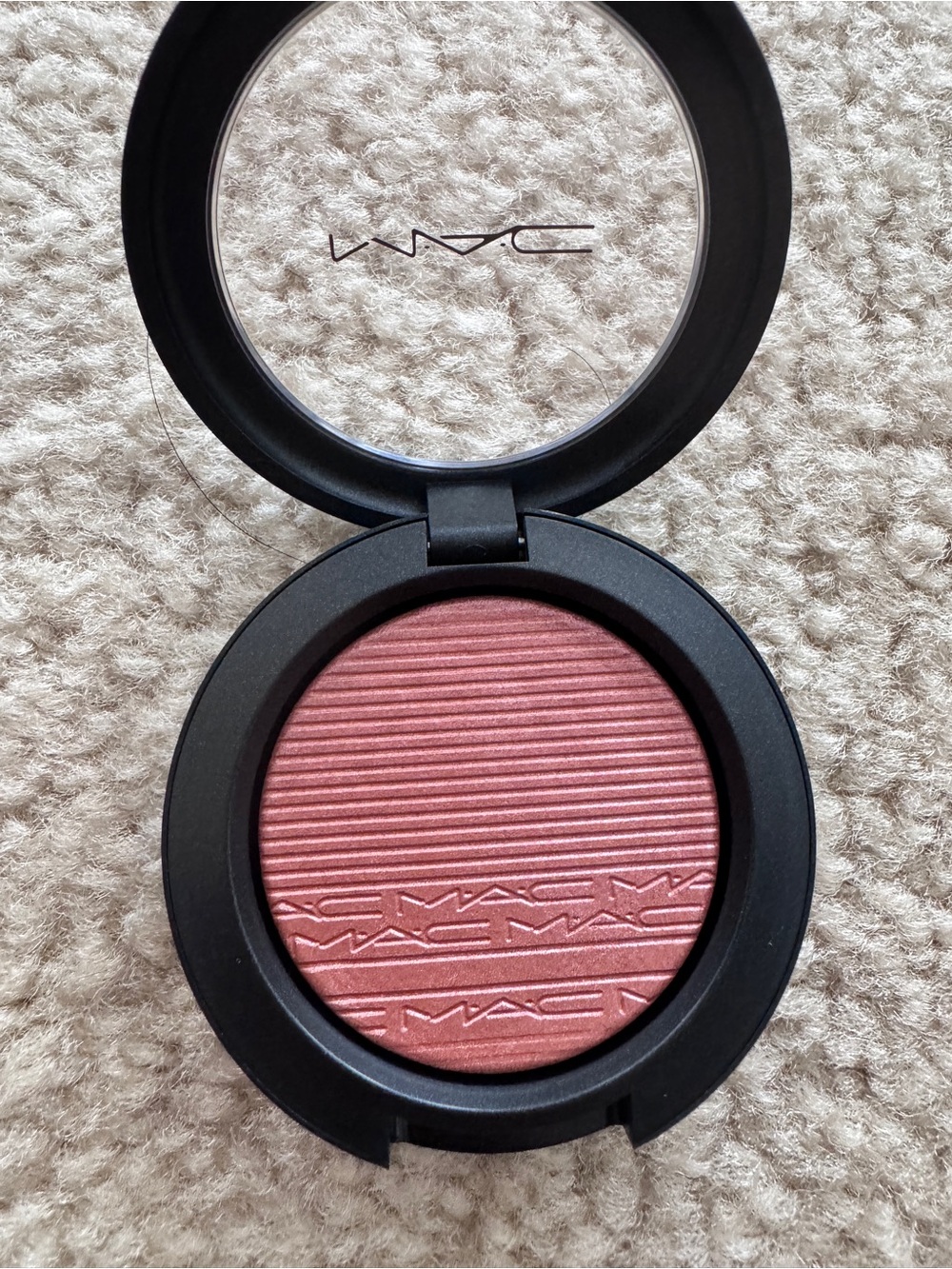 MAC Cosmetics Extra Dimension Blush in Hushed Tone - Picture 4 of 4